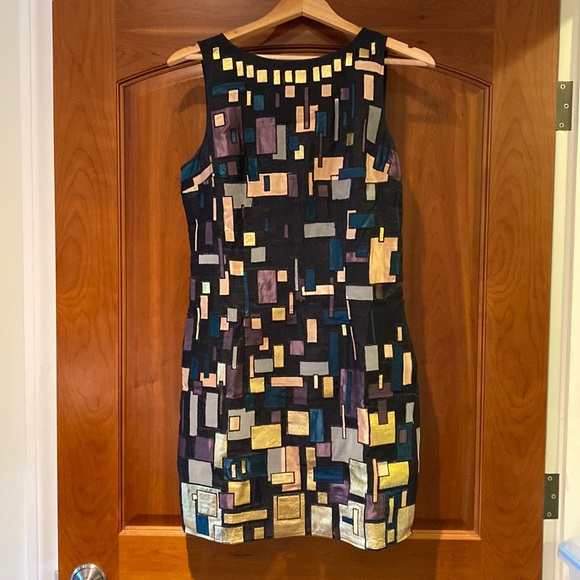 Like NEW - Catherine Malandrino - stunning lined sheath dress - 100% silk, 6
